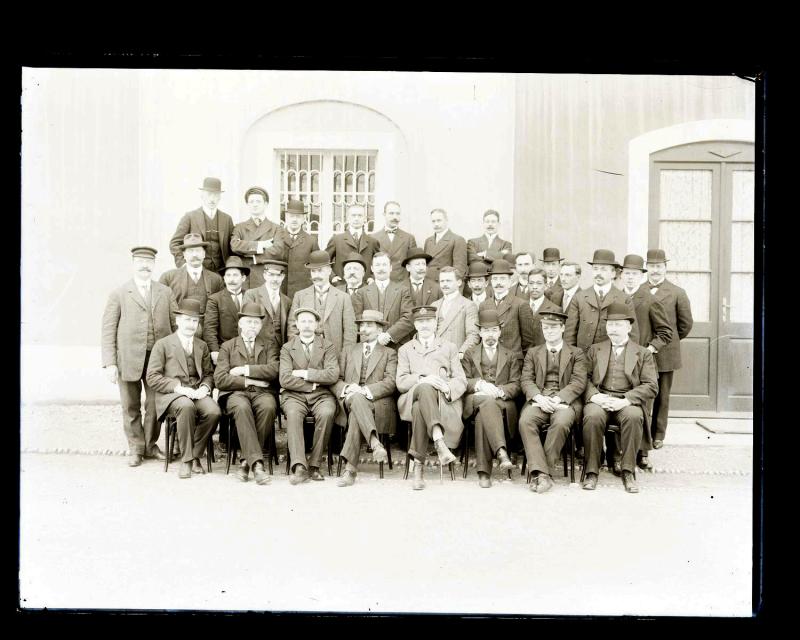 Personale del Silurificio Whitehead di Fiume in posa