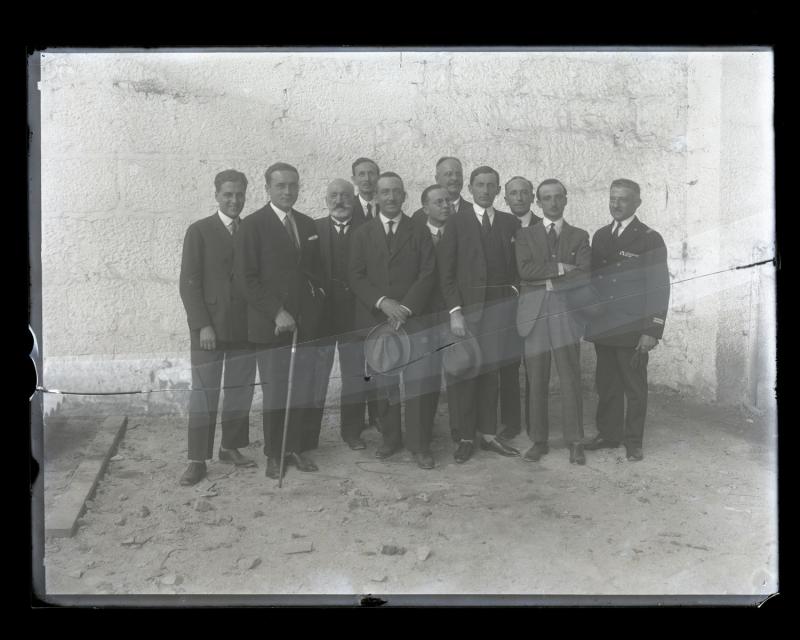 Personale in posa presso il silurificio Whitehead di Fiume