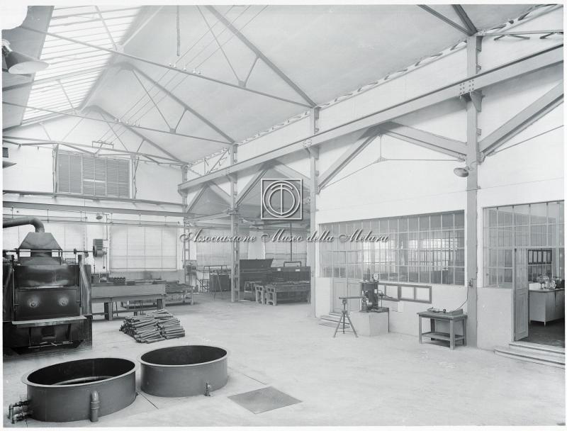 Forni nel reparto trattamenti termici (2)