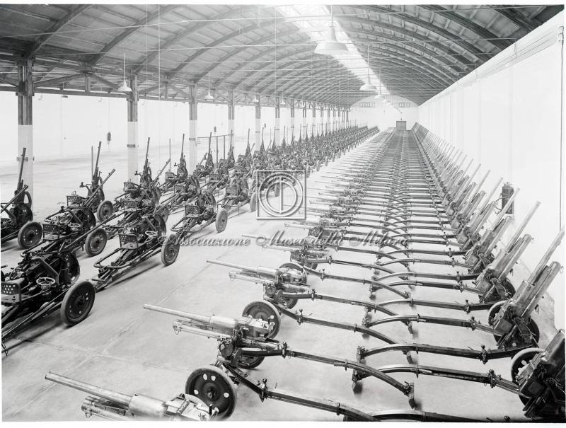 Cannone mitragliera da 20/65 e cannone da 47 mod. 35 in esposizione