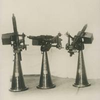 Mitragliere da 25,4 mm su affusto cono