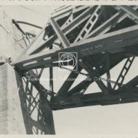 Particolare di pila e travata